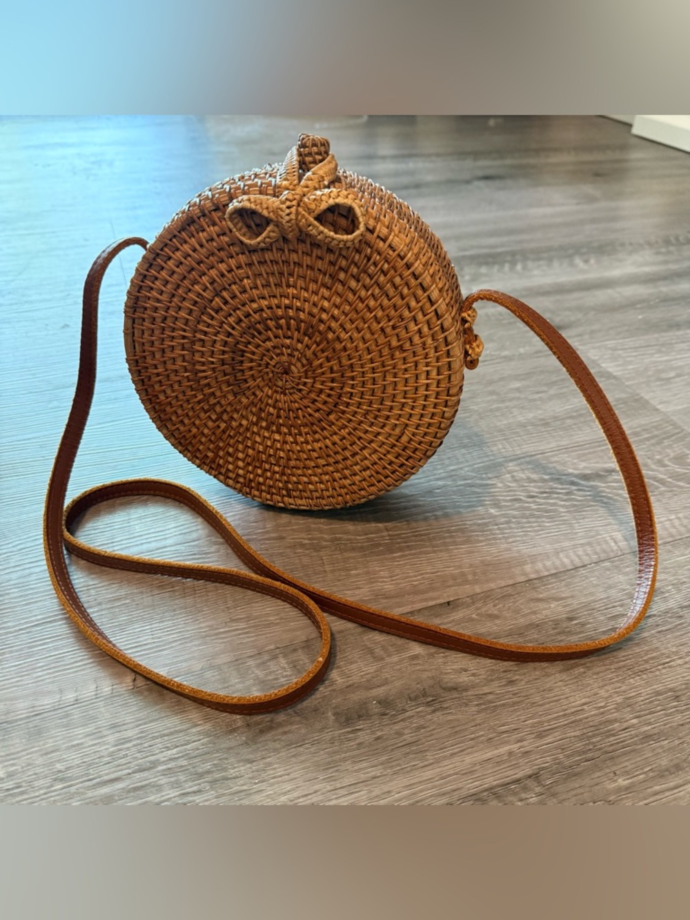 Woven Rattan Round Crossbody Bag Brown Leather Strap Boho Bali Basket Purse